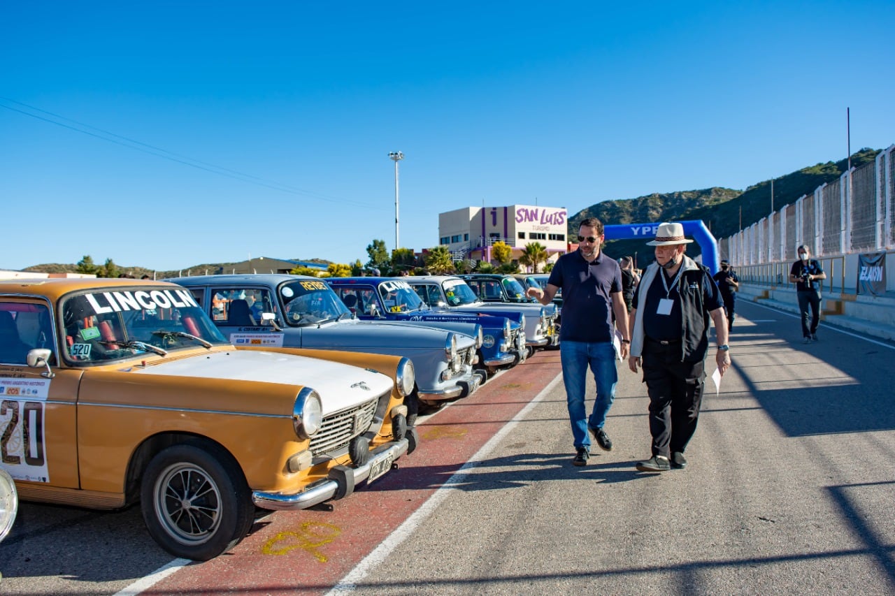 Autos históricos.