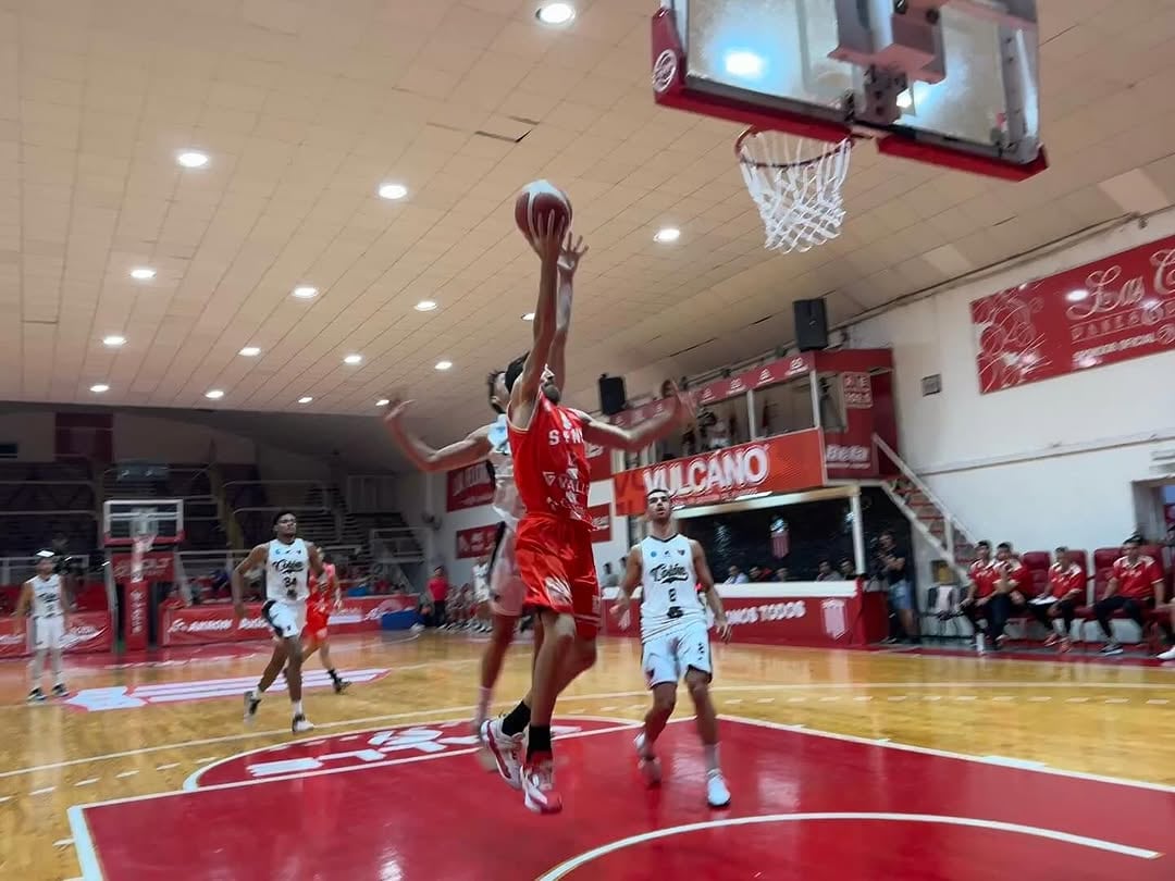 San Isidro Liga Argentina vs Colón