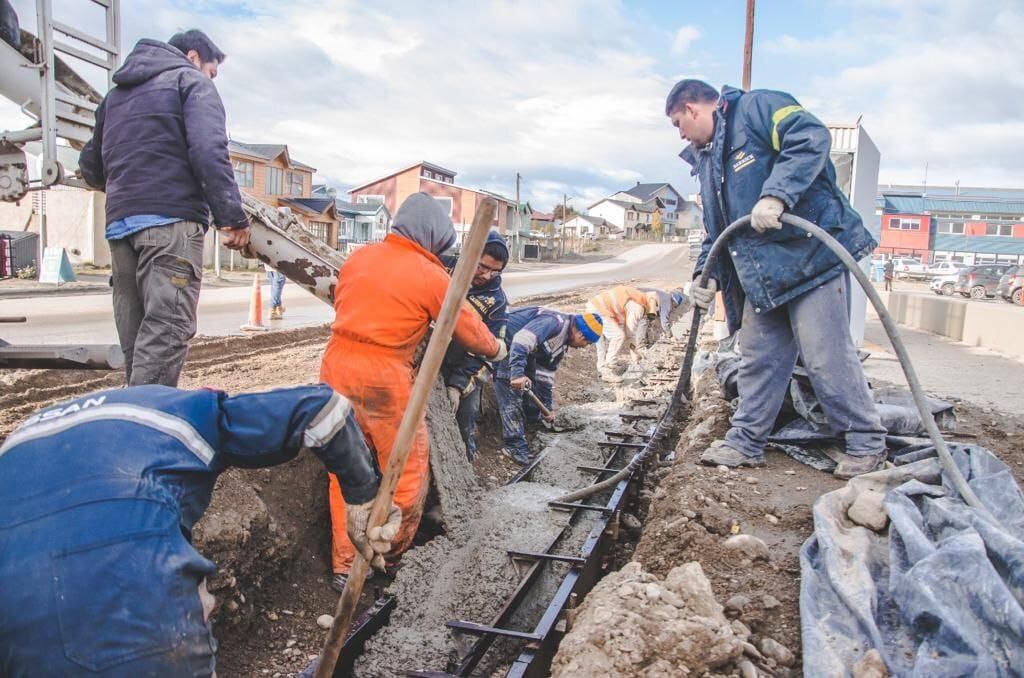 Los trabajos se centraron en el hormigonado de cordones cuneta y badenes.