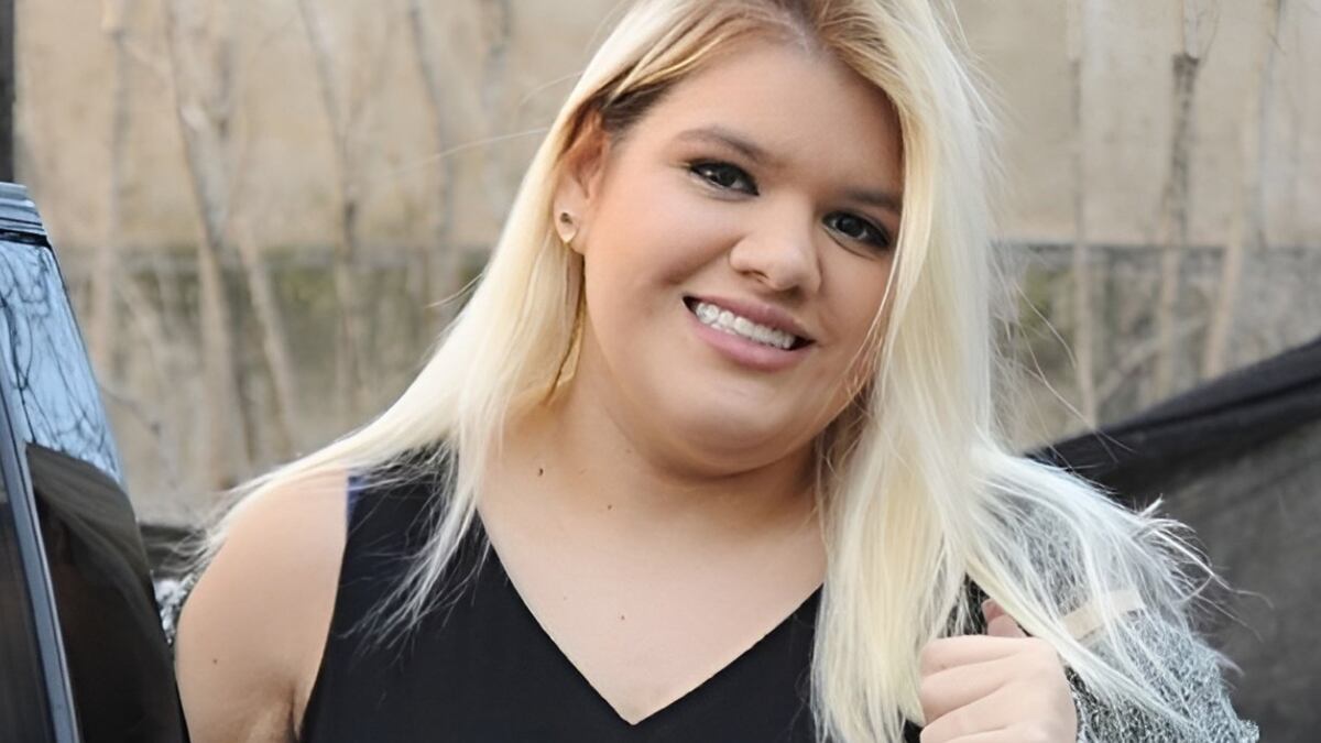 El San Valentín de More Rial, en microbikini y frente al espejo: “¿Quién me quiere regalar algo?”