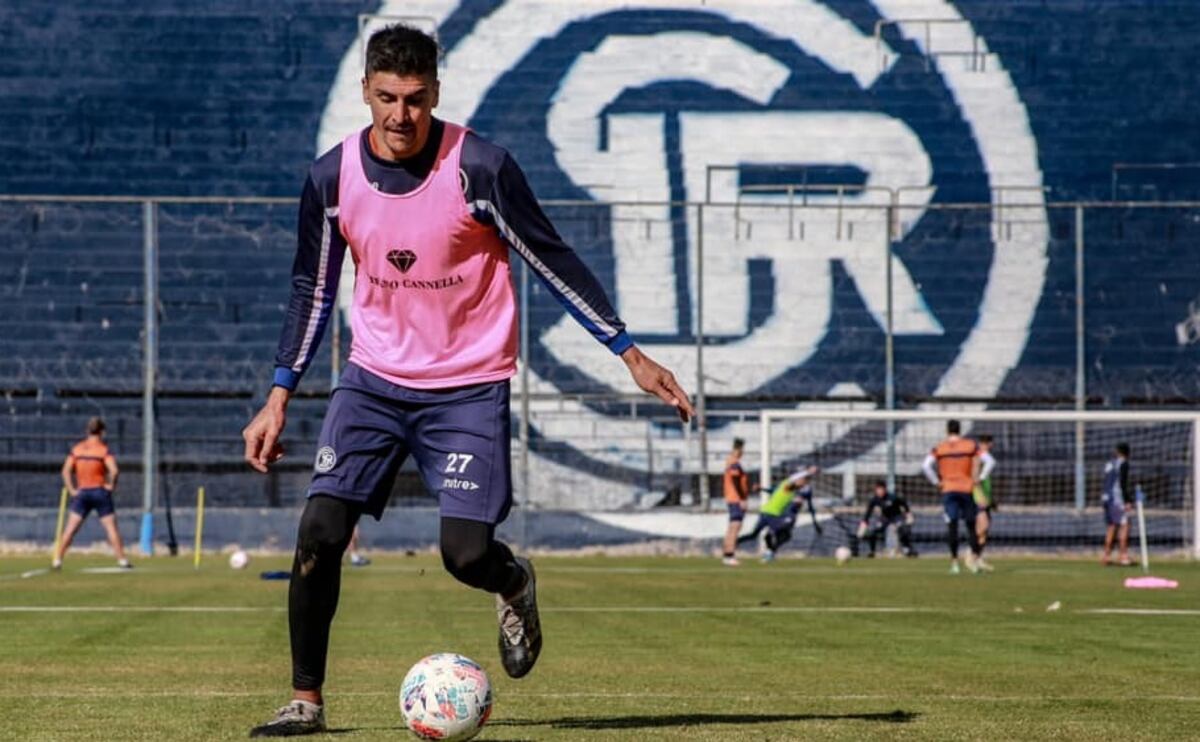 Independiente Rivadavia se prepara para ganar ante Santamarina en Tandil