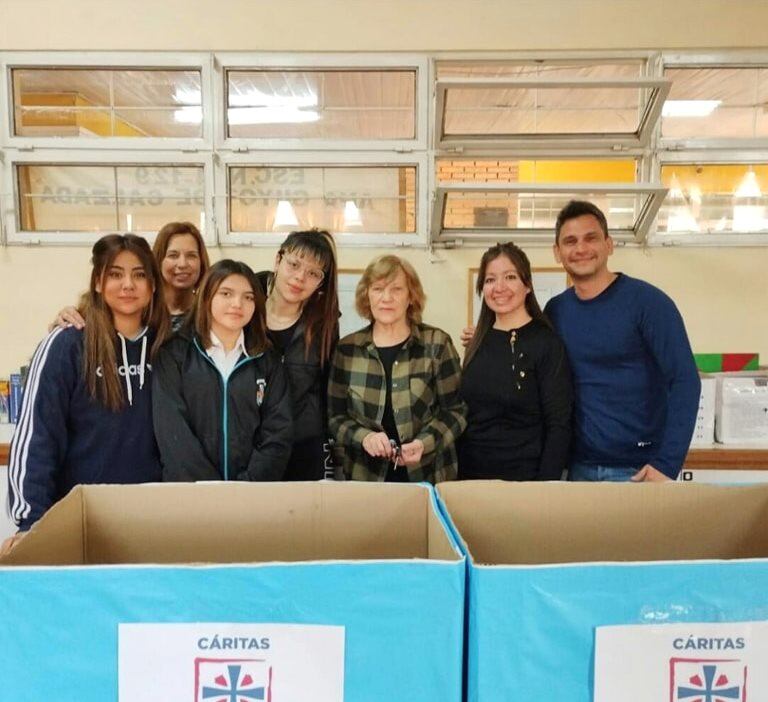 Dos colegios más se sumaron a la campaña solidaria "Tu escuela ayuda".