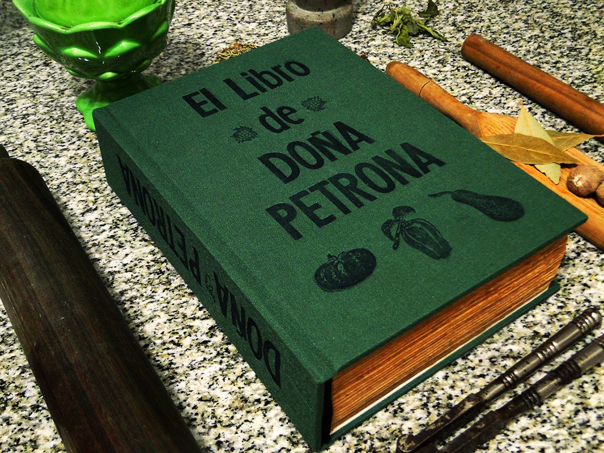 Una antigua edición restaurada del libro de Doña Petrona