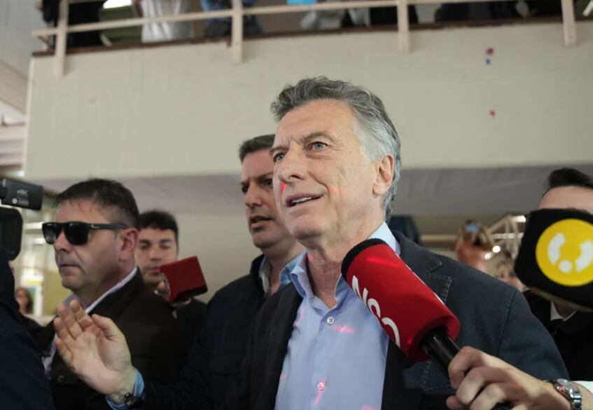 Mauricio Macri, en la Escuela Lenguas Vivas donde votó. (Clarín/Santiago Oroz)