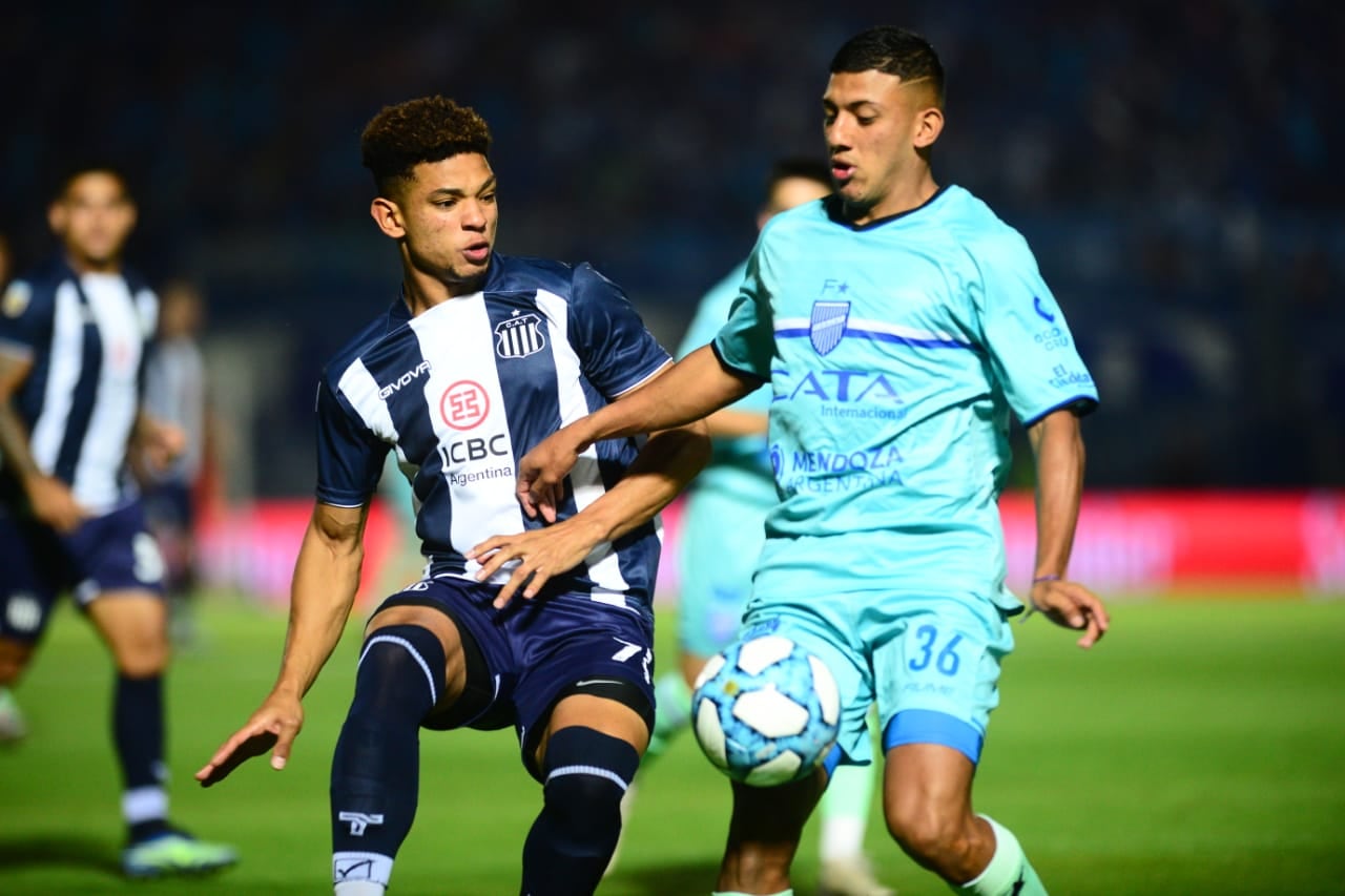 Talleres derrotó a Godoy Cruz, por las semifinales de Copa Argentina, partido disputado en San Luis. 