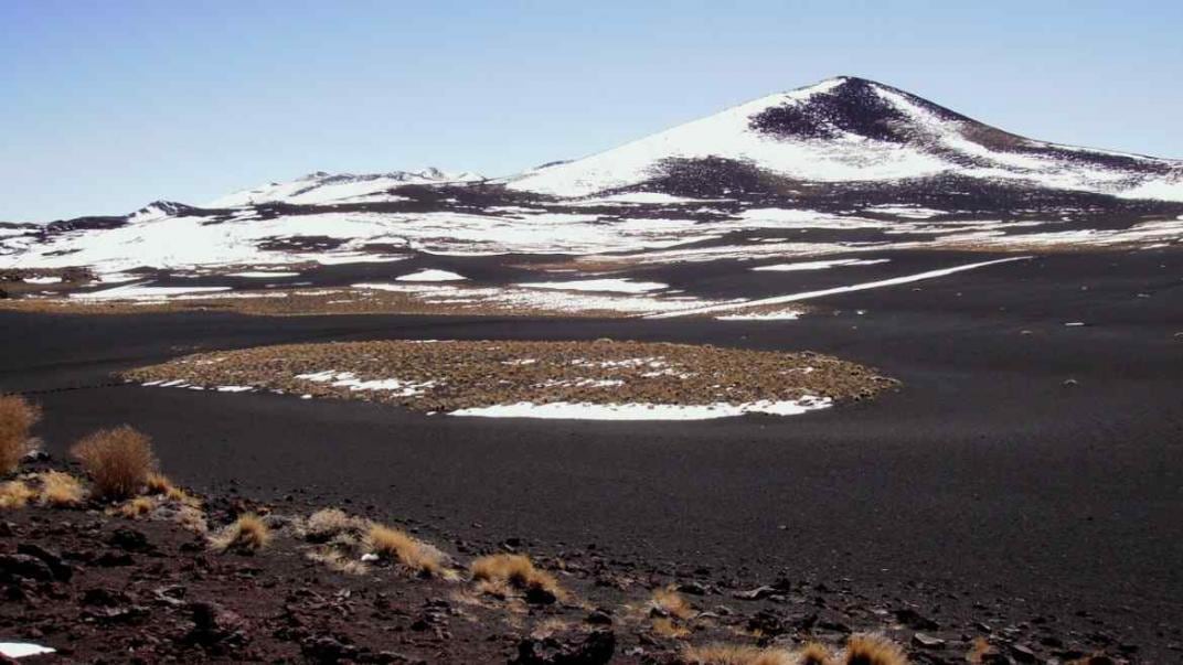 La zona concentra más de 800 volcanes inactivos. (123RF)