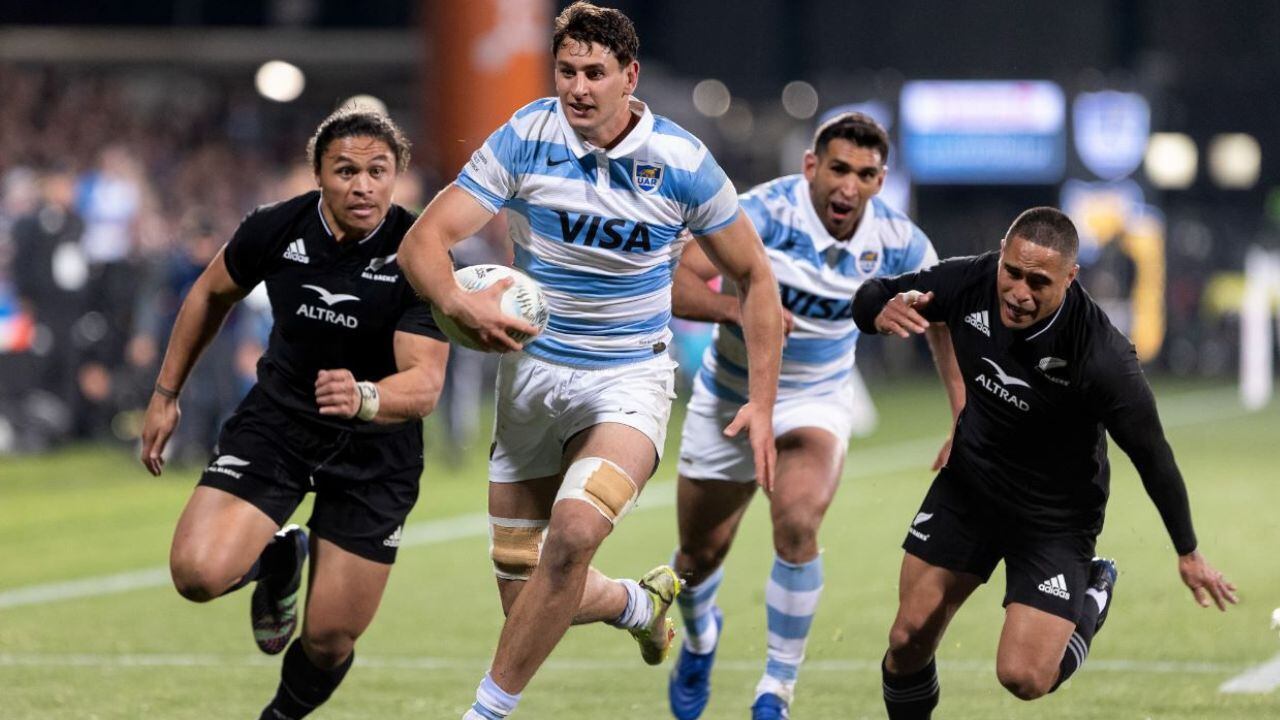 El mendocino Juan Martín González, de 21 años y tercera línea de Marista Rugby, se ganó el lugar en Los Pumas. Ya marcó un histórico try frente a los All Blacks.