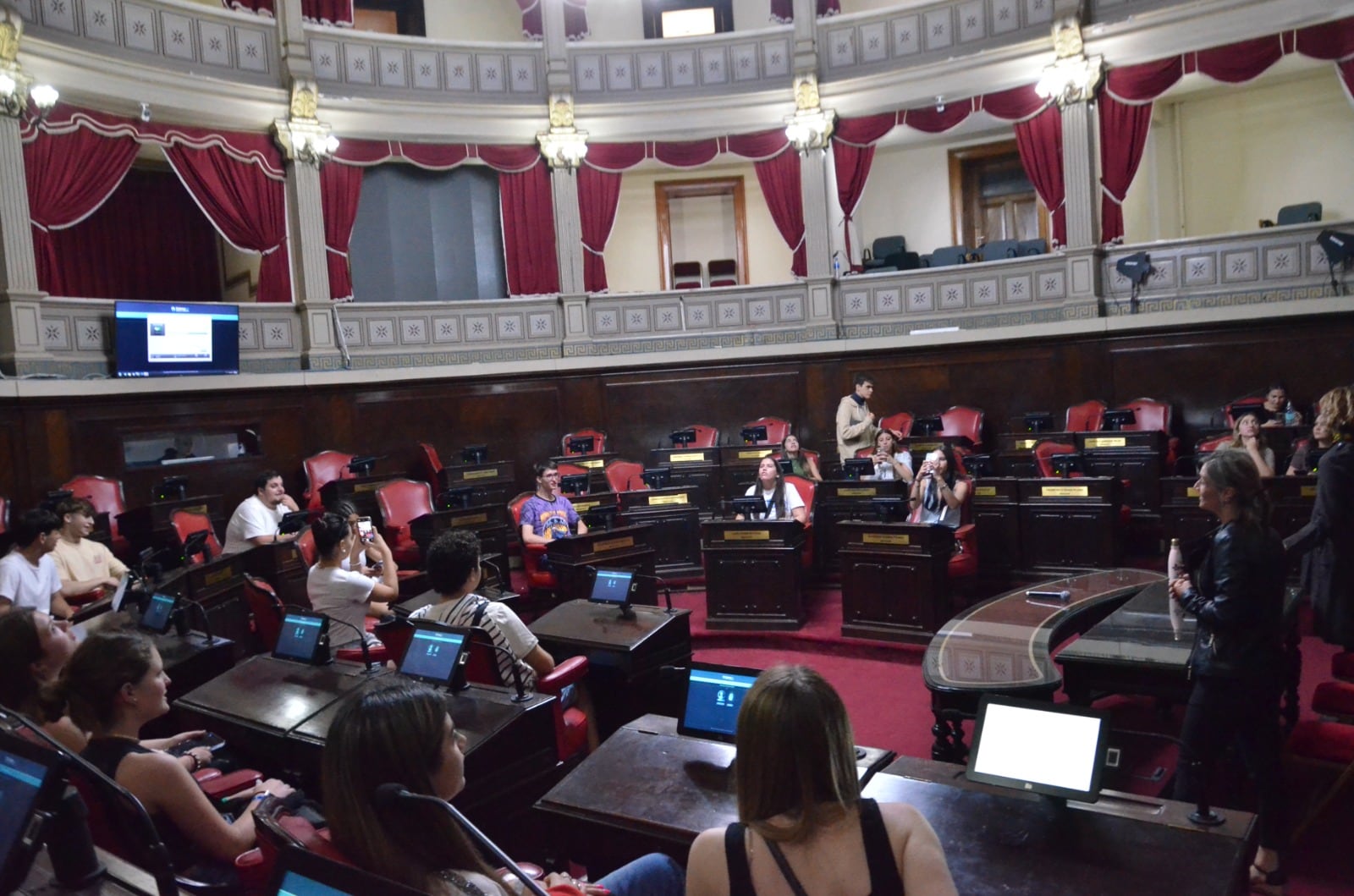 Ganadores del Concejo Estudiantil de Tres Arroyos visitaron La Plata