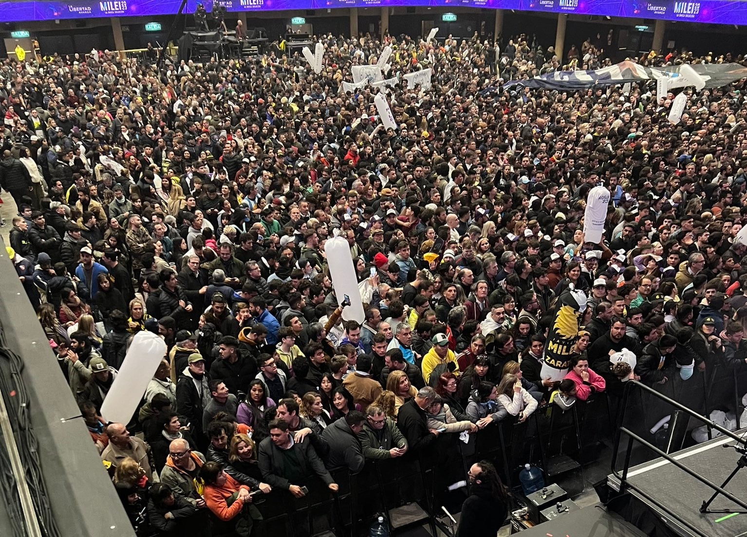 Cierre de campaña de Milei en el Movistar Arena.