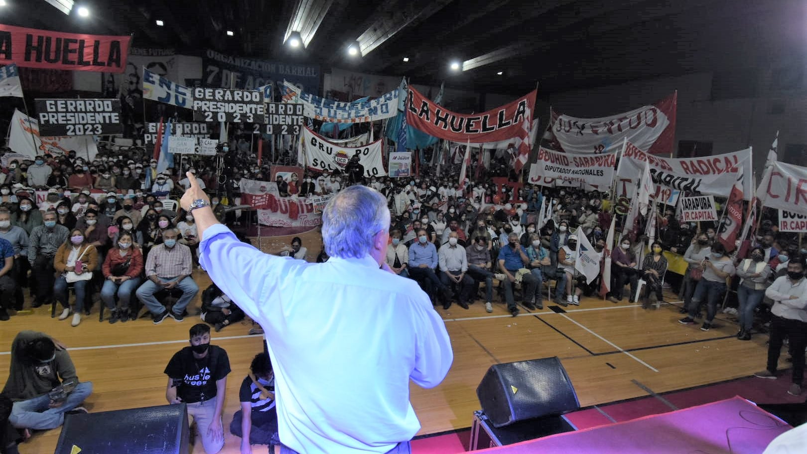 “Estamos preparados para ganar el domingo”, afirmó Gerardo Morales en el Club Luján, augurando un nuevo éxito electoral del Frente Cambia Jujuy.