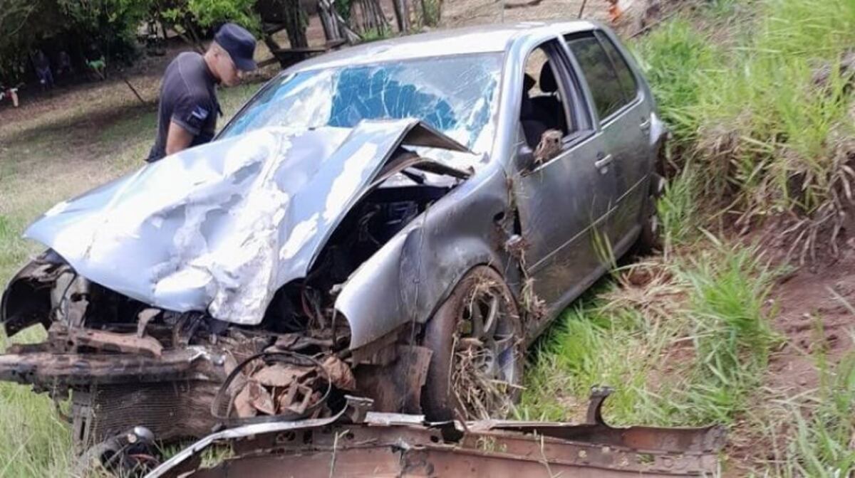 Un auto terminó despistando en Dos Hermanas