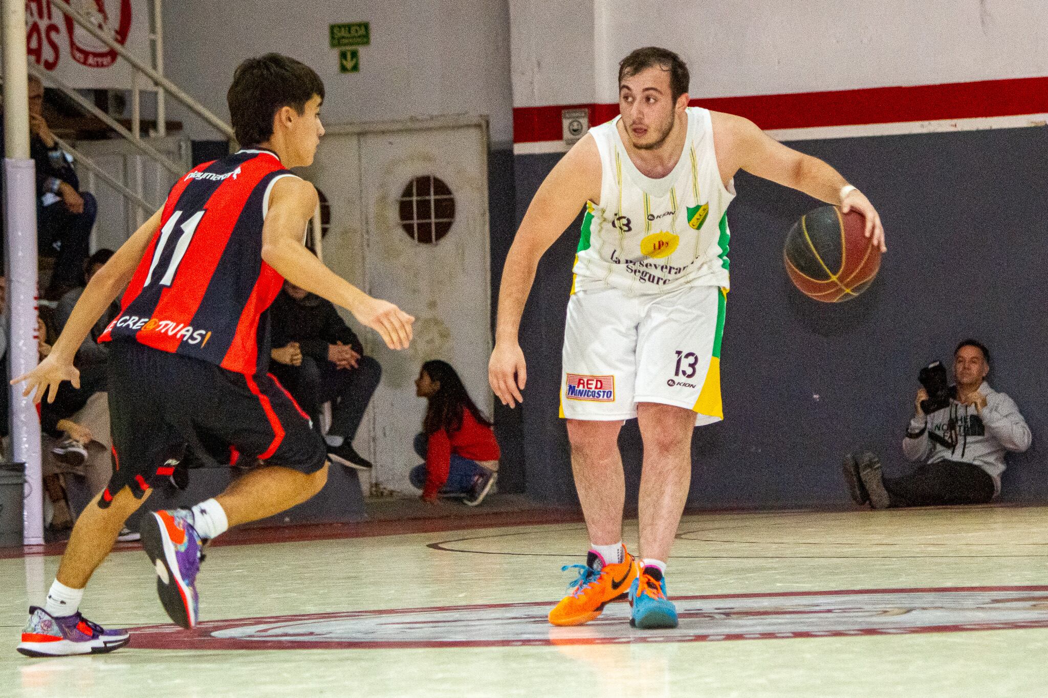 Torneo Oficial de Básquet de Tres Arroyos: Costa Sud logró su primera victoria