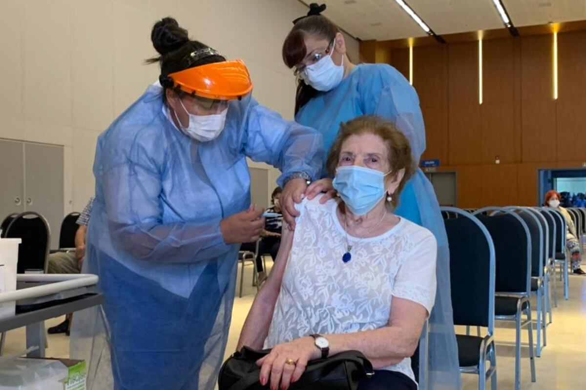 Coronavirus: ya se vacunaron más de un millón y medio de personas en Argentina