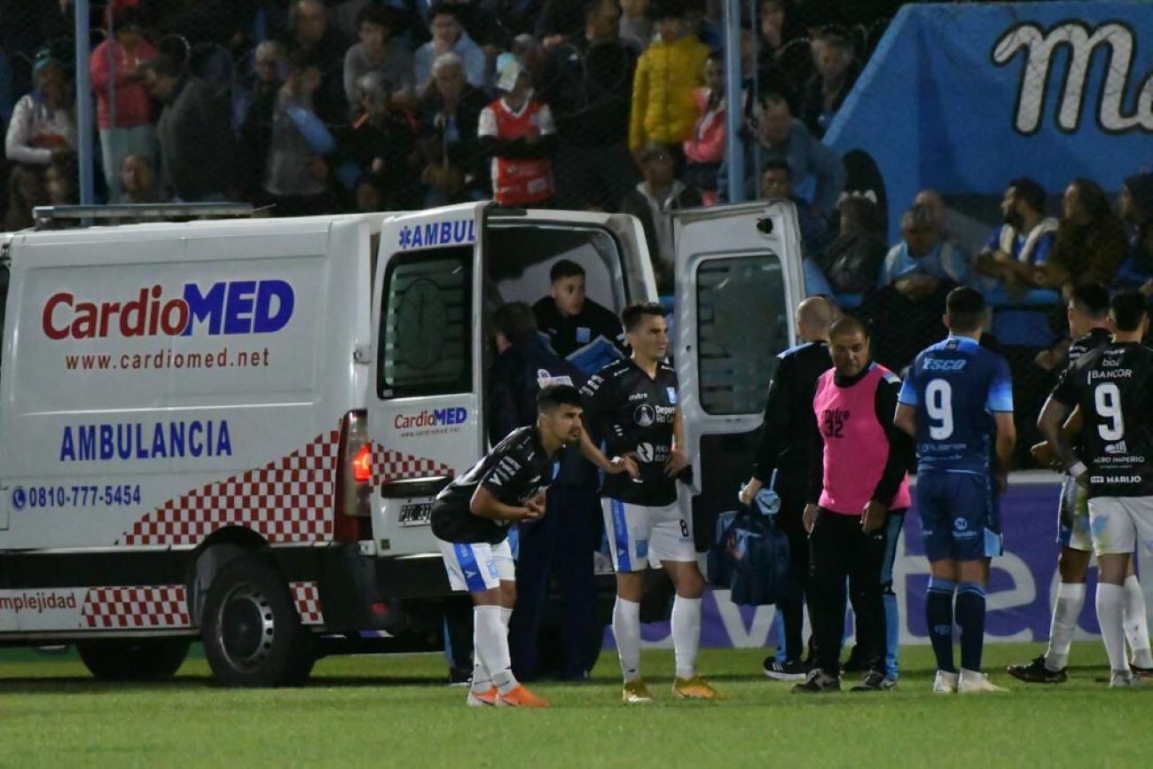 Estudiantes de Río Cuarto se enfrenta ante Atlético Rafaela por la ida del Reducido de la Primera Nacional. (Tomás Fragueiro / La Voz)