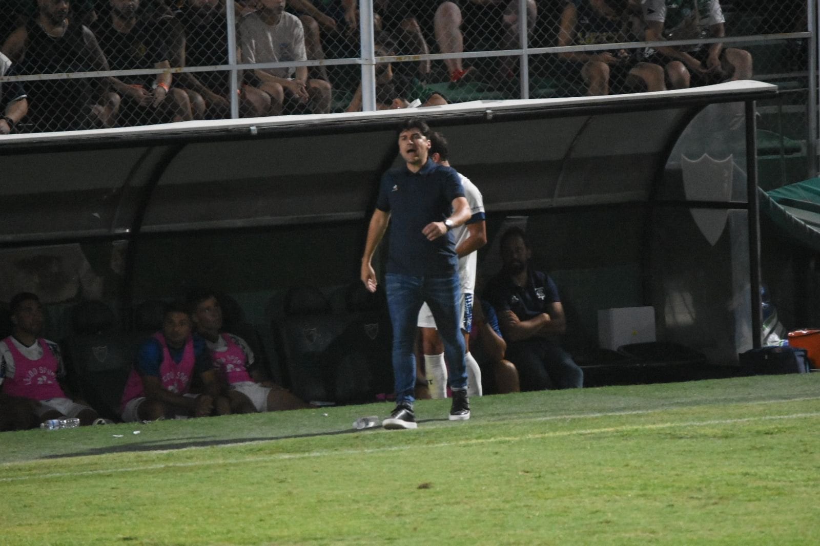 Alexander Medina en el partido que Talleres le ganó a San Martín de San Juan por la Liga Profesional. (Foto de @la1913OK)