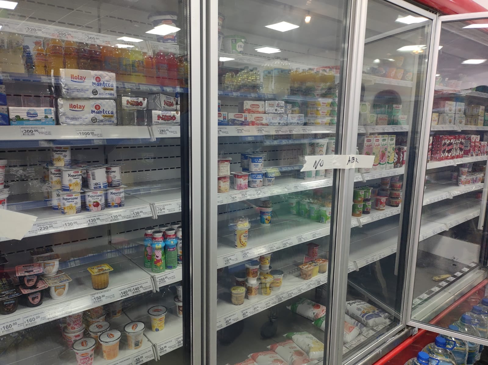 Decomisan alimentos de un supermercado por falta de frío