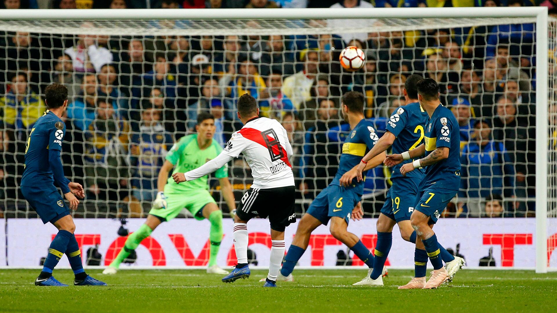 Juanfer Quintero autor de uno de los goles más importantes de la historia de River ante Boca en la final de Madrid. (AP Photo/Andrea Comas)