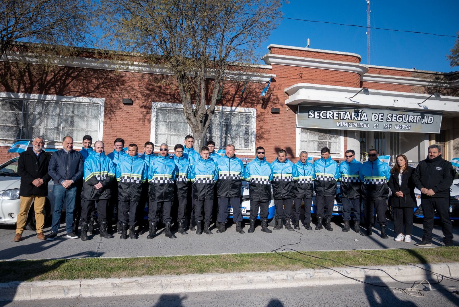 Nuevos automóviles y agentes para la Patrulla Municipal de Prevención