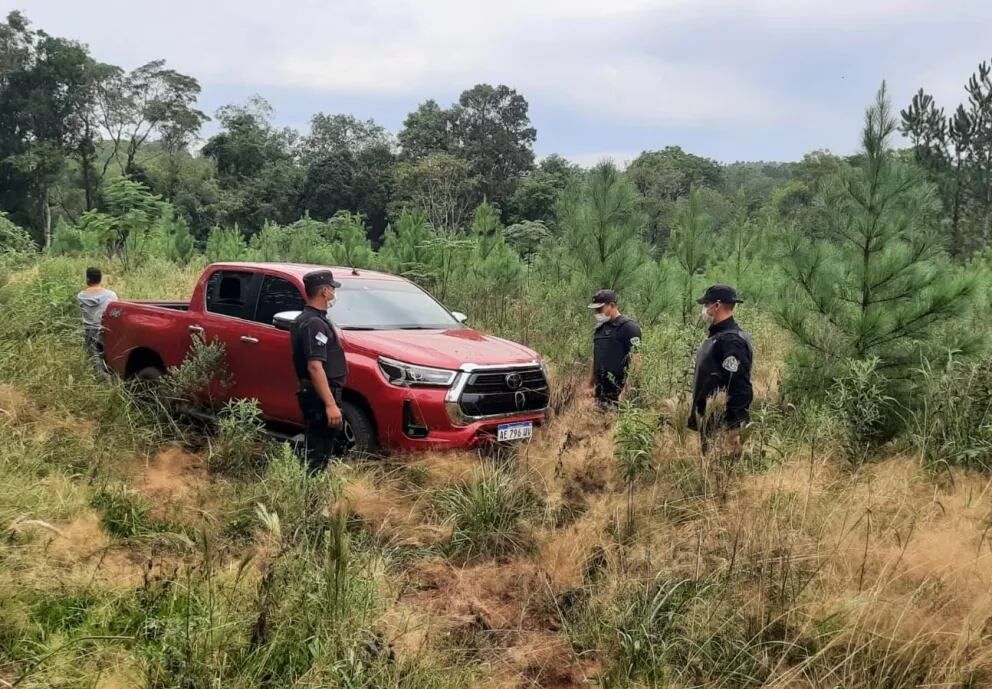 Millonario robo a una mujer en Guaraní: le sustrajeron diversas divisas y una camioneta.