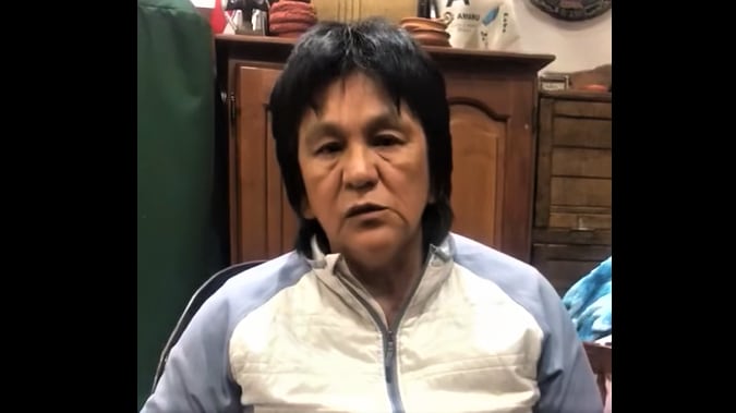 A un año de su internación, en un video publicado en redes sociales en junio pasado Milagro Sala afirmaba que el poder político intentaba llevarla a una cárcel común. La Justicia provincial autorizó este jueves su eventual traslado a un nosocomio de La Plata (Buenos Aires) para recibir atención médica.