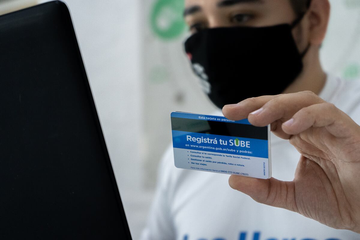Entregaron más de 10 mil abonos de micros en Las Heras