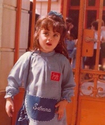 Silvina Luna nació en la ciudad de Rosario, Santa Fe, en 1980.