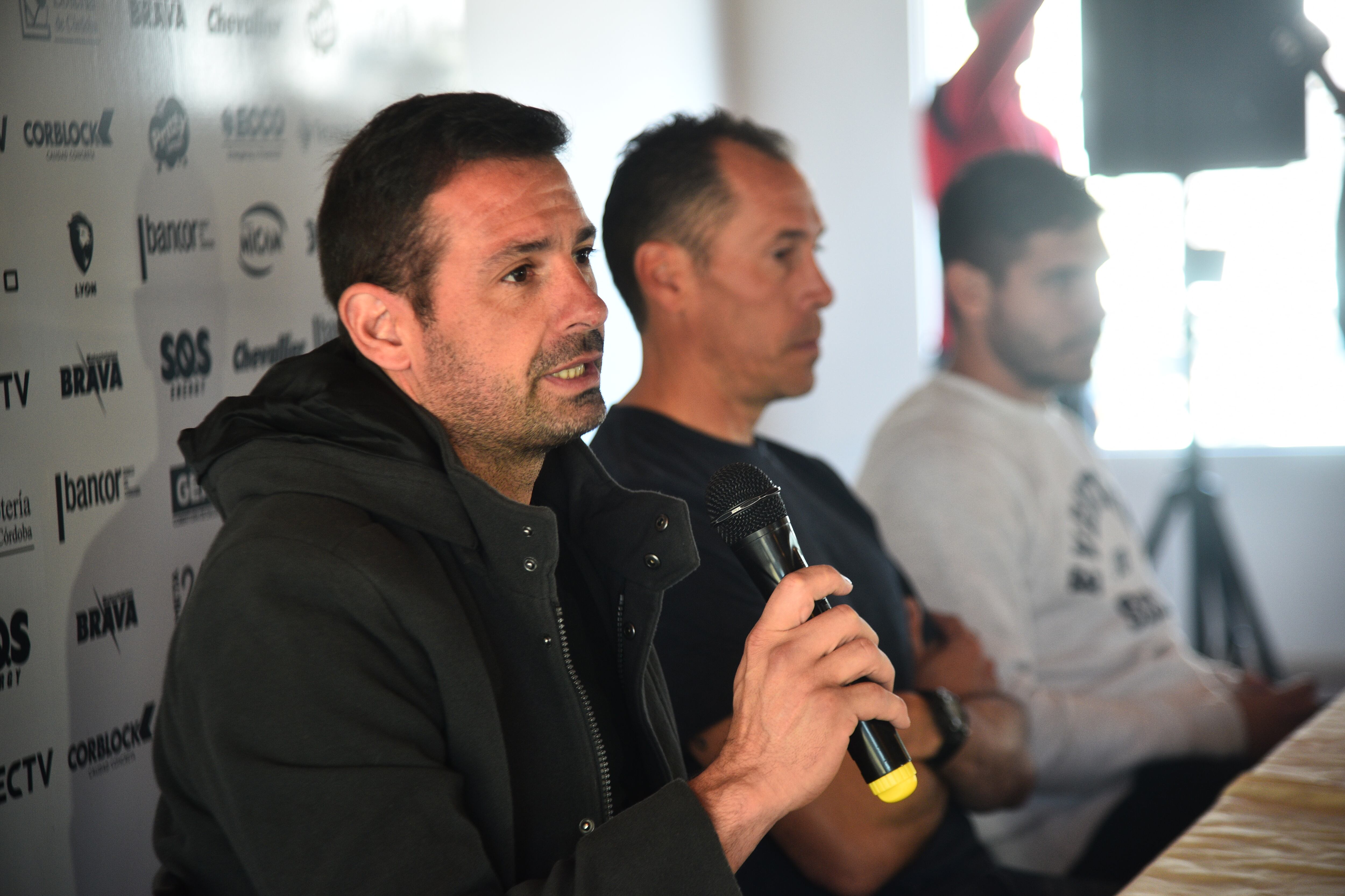 La conferencia de prensa de Instituto en la previa del partido ante Belgrano, con Carranza, Bovaglio y Graciani. (Pedro Castilo / La Voz).