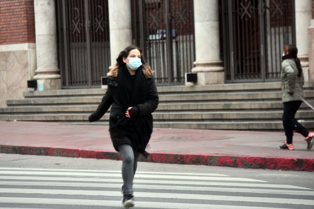 Mucho frío en el comienzo del invierno. Poco movimiento en las calles por el feriado. (Pedro Castillo/ La Voz)