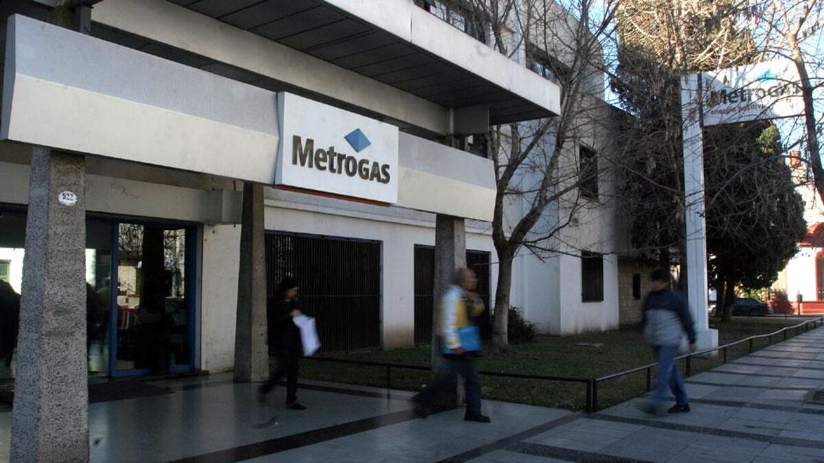 Metrogas alertó a sus usuarios ante los reiterados casos de estafas y robos de personas que se hacen pasar por trabajadores de la empresa