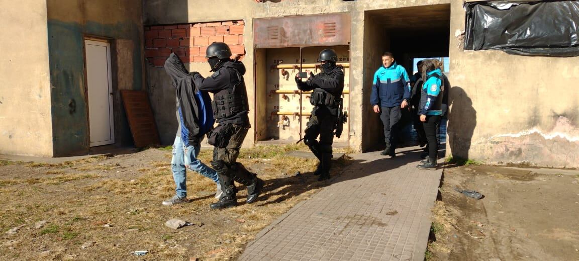 Con la detención de dos hombres esclarecen un robo calificado en Chaves