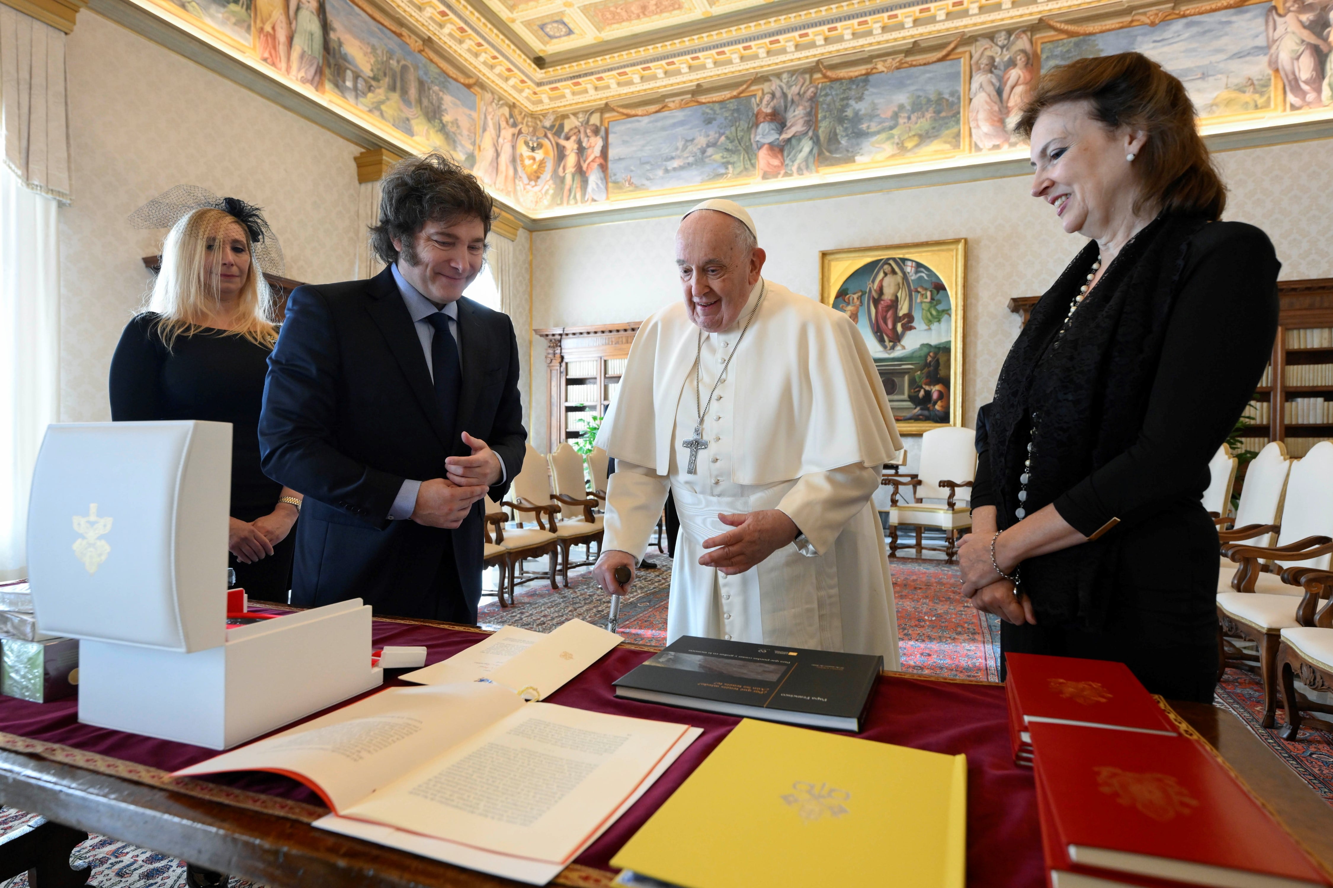 La audiencia entre Javier Milei y el Papa Francisco. Foto: AP