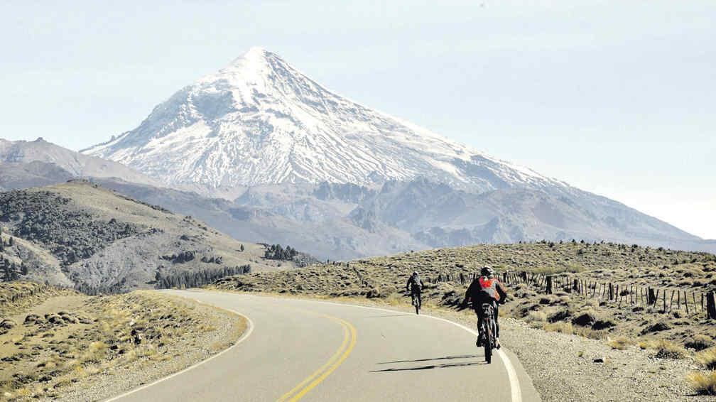 La turista caminaba por un sendero de baja dificultad, según informaron desde el Parque Nacional Lanín.