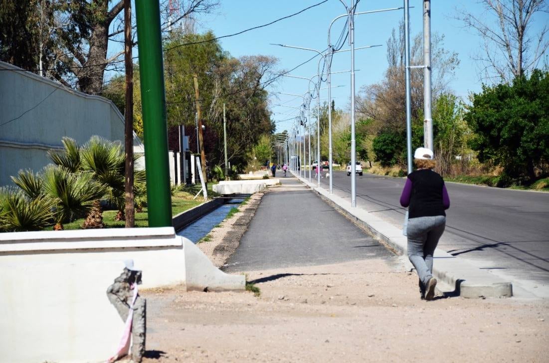 La ciclovía que corre paralela a Estanislao Salas en las inmediaciones de la rotonda de La Copa en San Rafael.