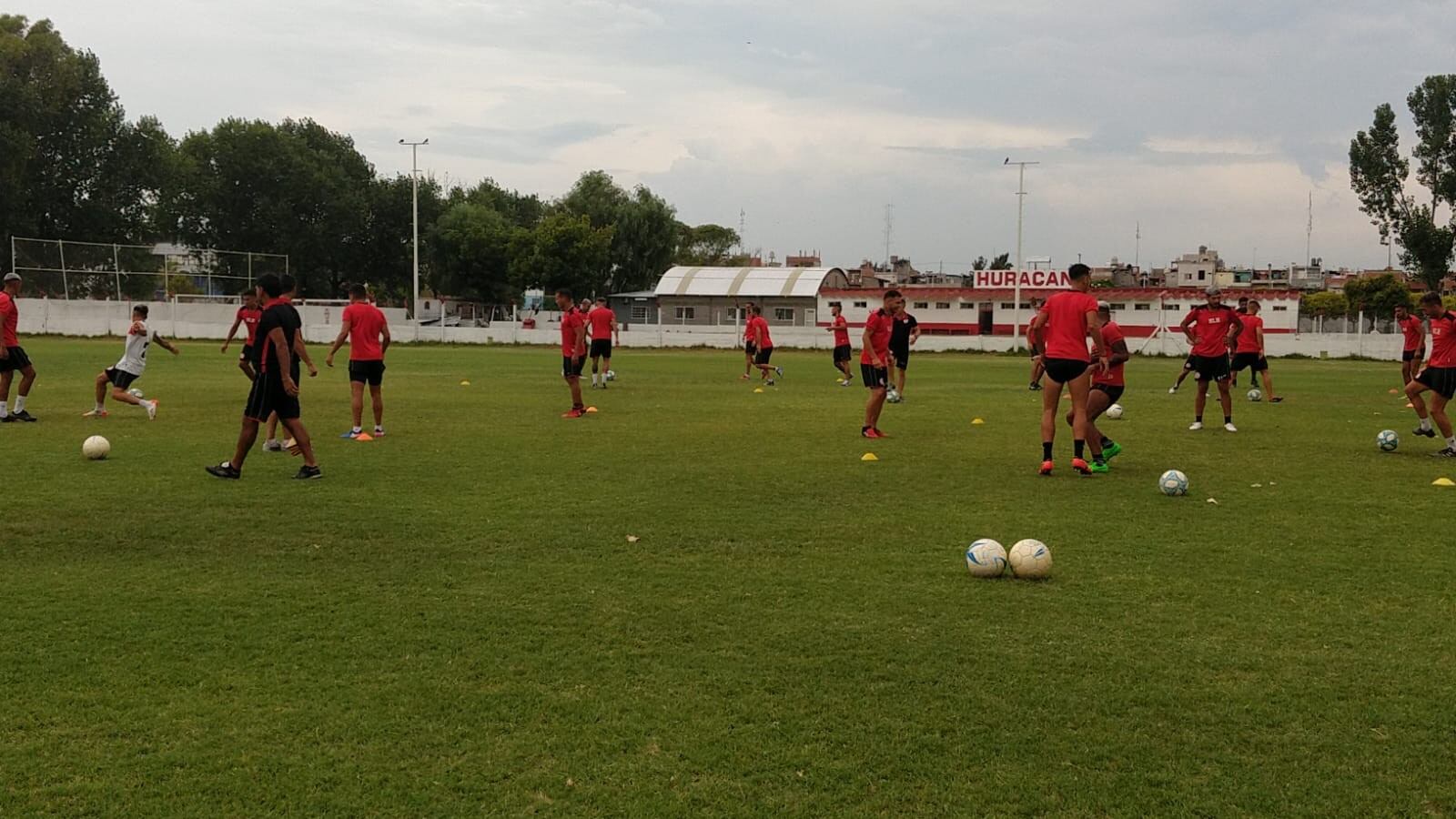 Huracán Las Heras irá a Buenos Aires a jugar por la Copa Argentina.