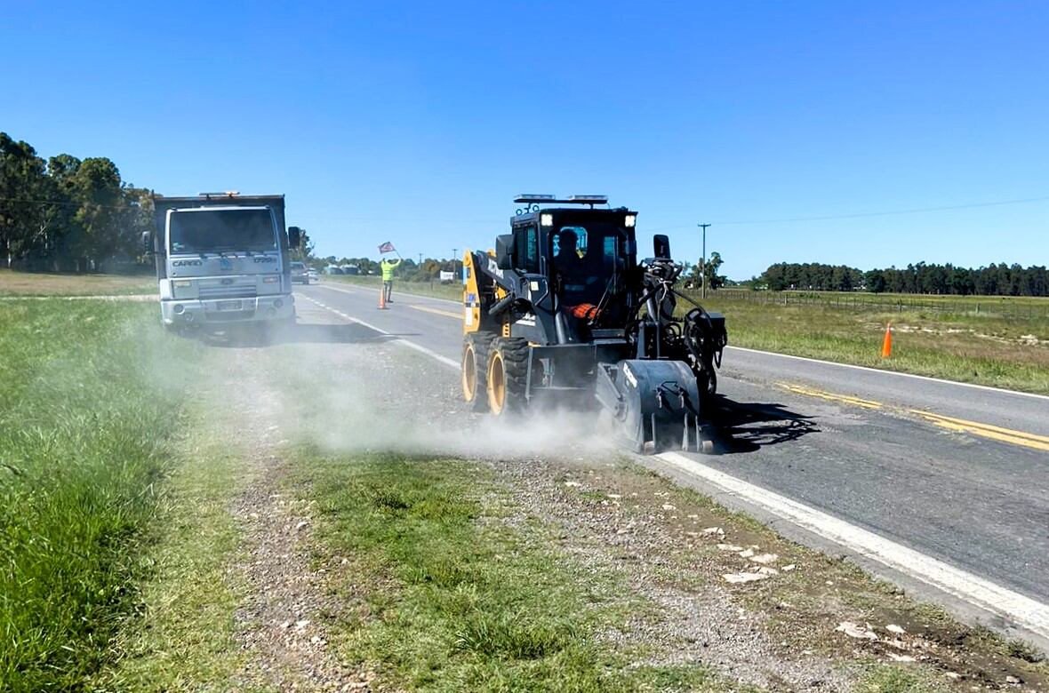 Trabajos de reparación en la Ruta Nacional Nº 3 a la altura de Tres Arroyos