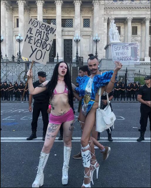 Milky Dolly en la marcha de la CGT.