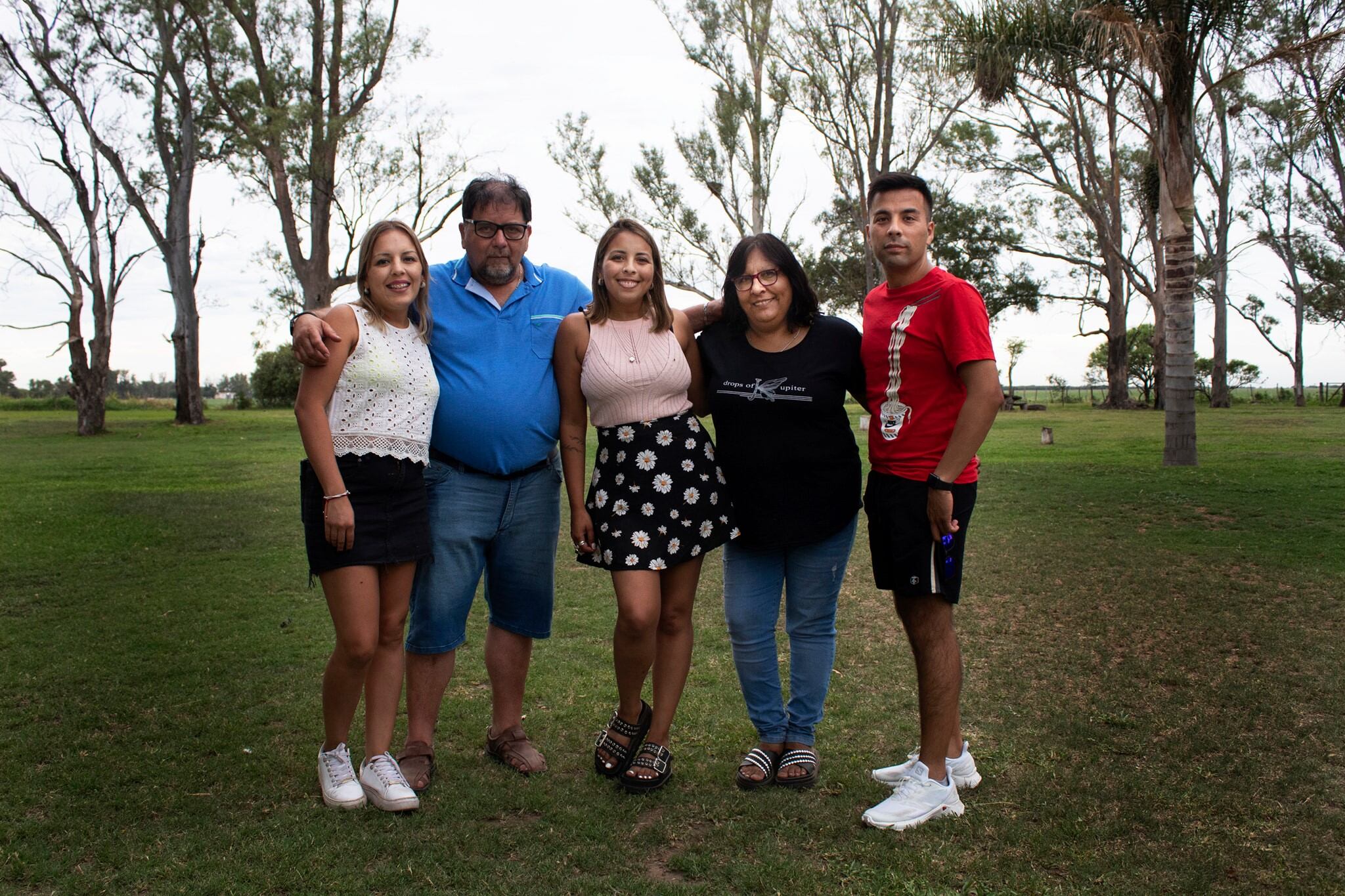 Juan Osvaldo Ávila - Laura Esther Funes junto a su familia