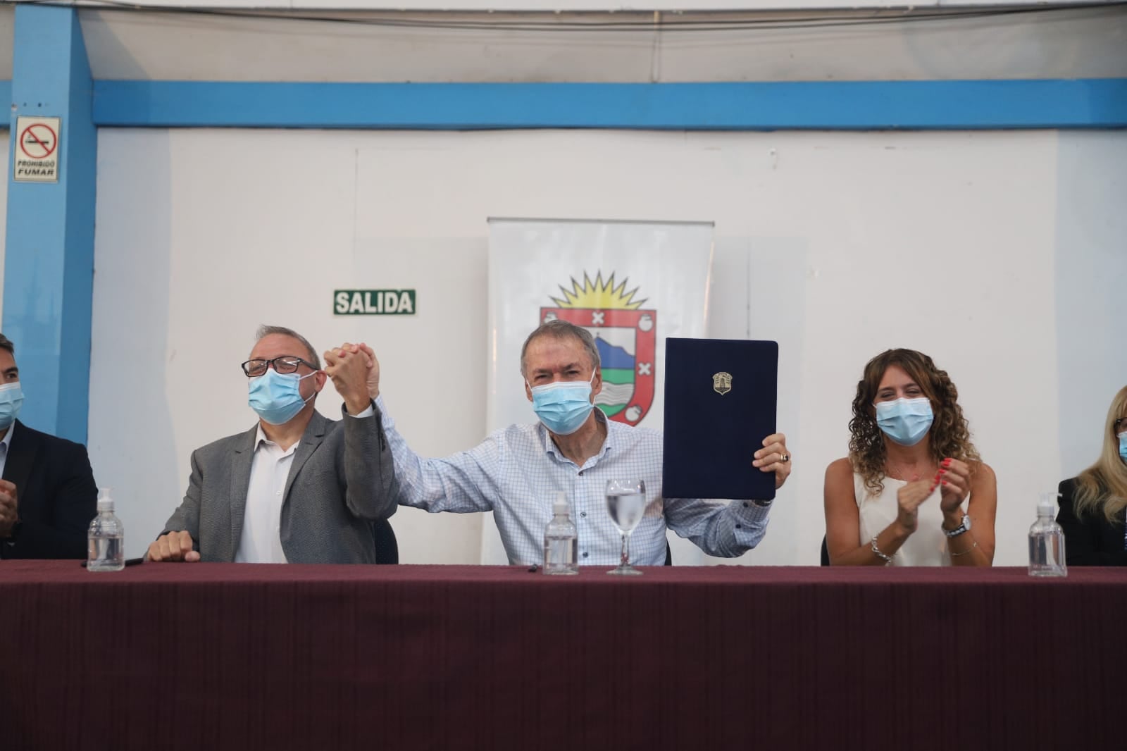 Shiaretti junto a Musso celebraron el convenio entre Cosquín y la provincia.