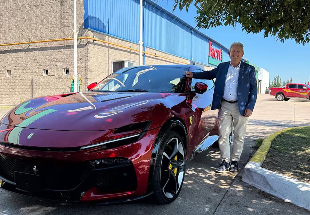 “¿Y la wacha?“: el momento que vivió el cordobés dueño de la única Ferrari Purosangue en Argentina