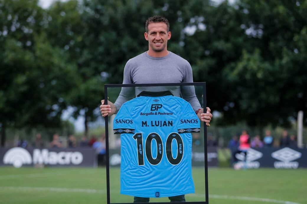 Luján dirigió más de 100 partidos en el plantel femenino de Belgrano.