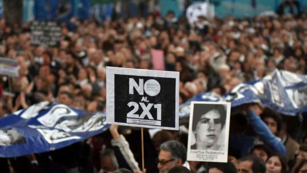 La ley de "2x1" generó marchas en todo el país, por el repudia a la decisión de los miembros de la Corte Suprema. 