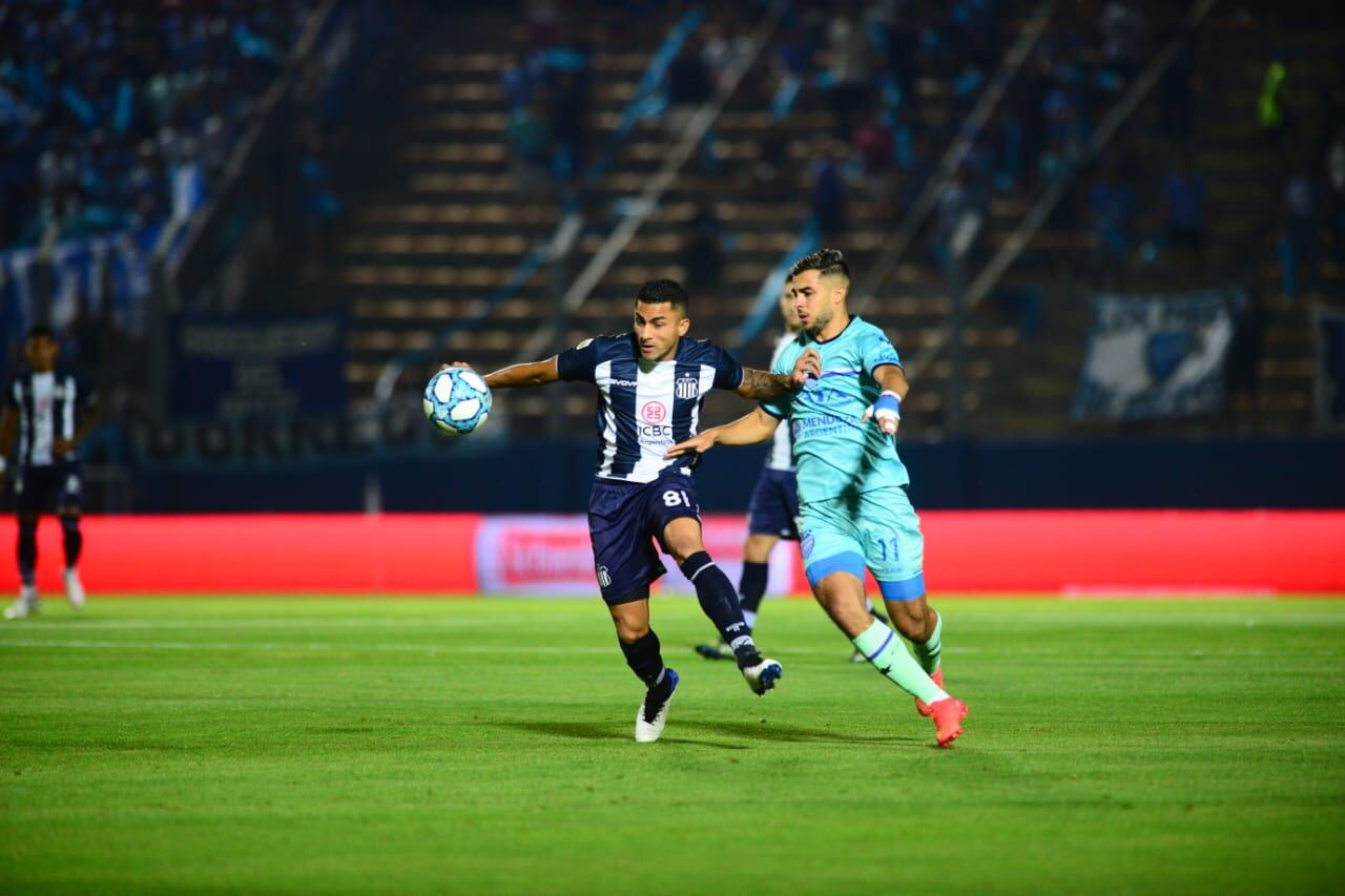 Martín Ojeda fue el jugador más ofensivo de Godoy Cruz en el primer tiempo. Foto: José Hernández / La Voz.