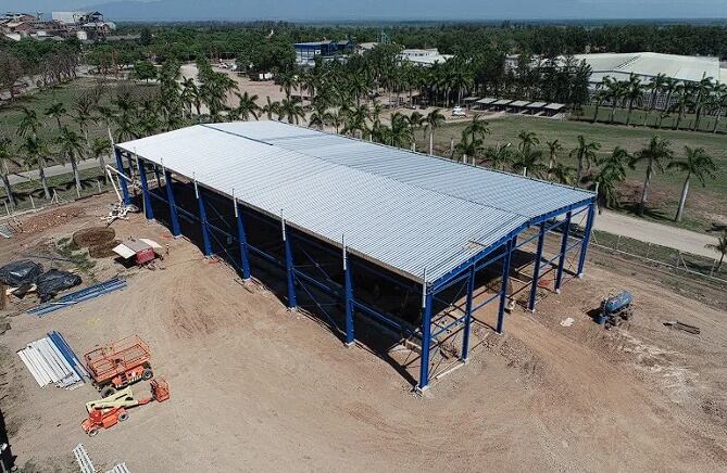 Planta de pasta termomoldeada en el complejo industrial del Ingenio Ledesma, en Libertador General San Martín.