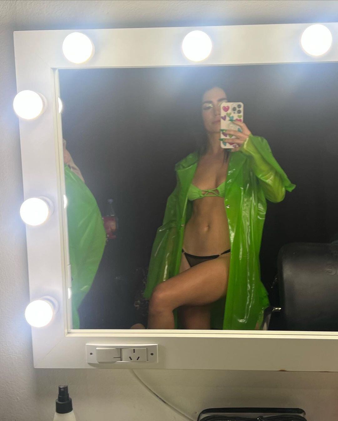 Lali Espósito eligió una microbikini XXS.