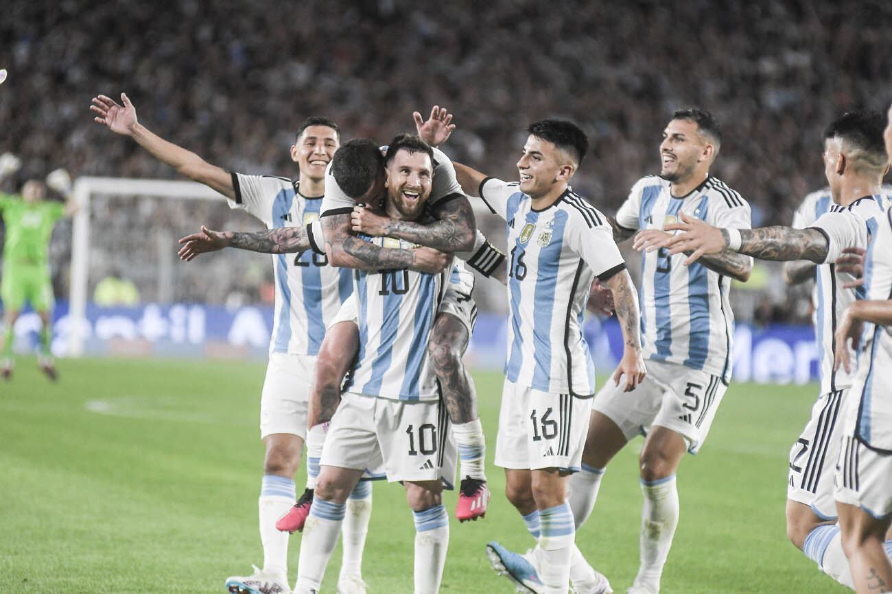 Argentina enfrentó a Panamá en un amistoso internacional disputado en la cancha de River de Buenos Aires. El cotejo sirvió de festejo para la obtención de la Copa del Mundo en Qatar 2022. (Federico López Claro)