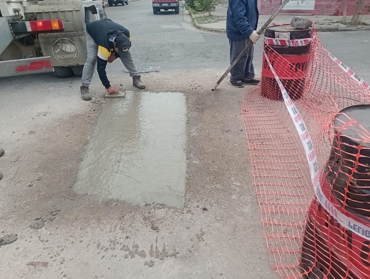 continúan las obras de bacheo en distintos puntos de la ciudad