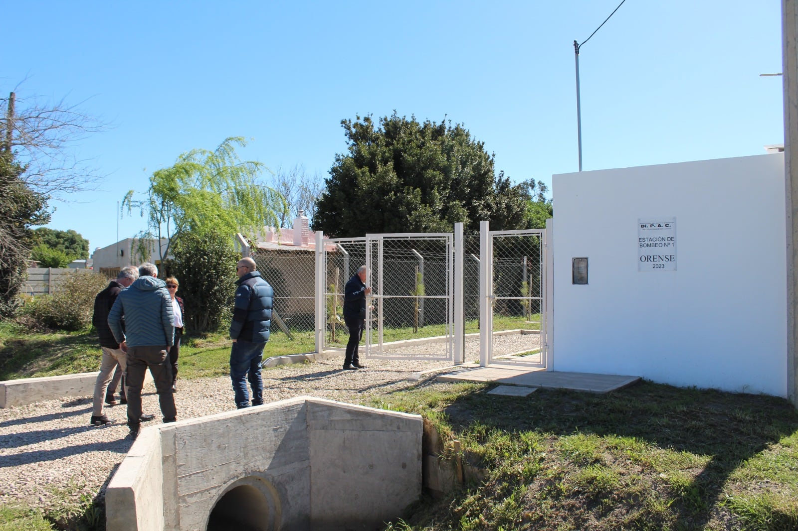 Se realizó la firma de transferencia de obra, que brindará el servicio de red cloacal a 1000 orensanos.