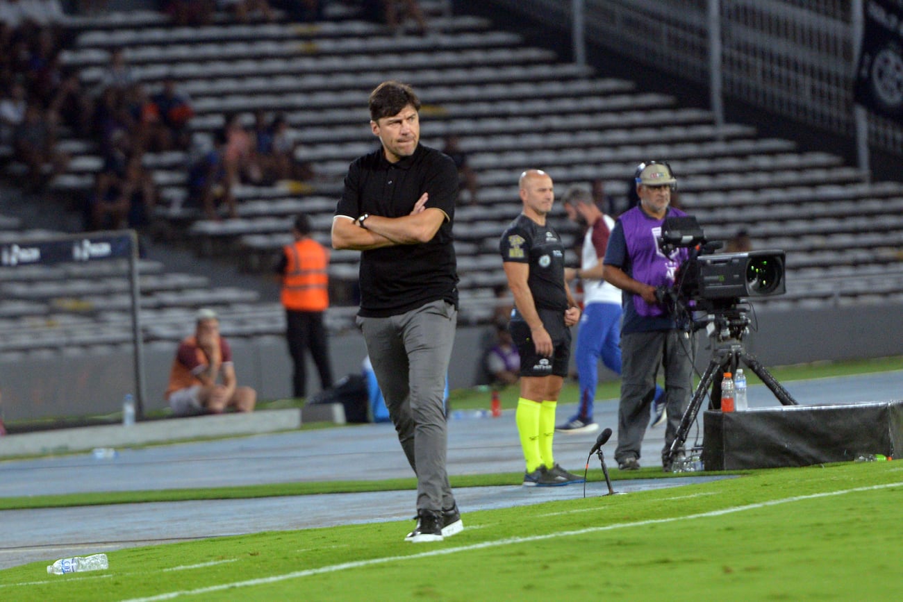 Debut de Bebelo Reynoso en Talleres contra Lanús en el Kempes. Foto Javier Ferreyra / La Voz