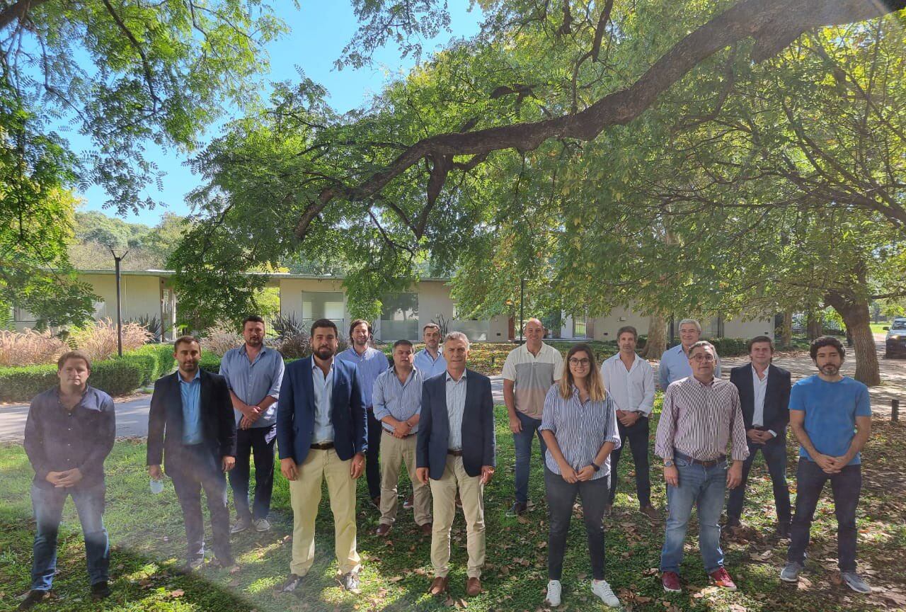 Mauricio Macri en la reunión con dirigentes bonaerenses. (Foto: Twitter)