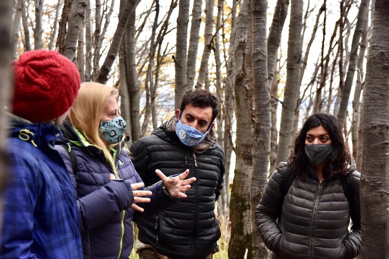 El Municipio realiza refacciones en el parque, en vistas de su reapertura.